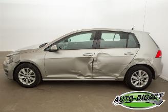 Volkswagen Golf 1.6 TDI Clima Navi Trendline picture 40