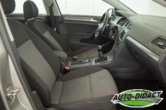 Volkswagen Golf 1.6 TDI Clima Navi Trendline picture 21