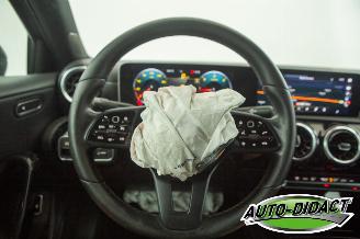 Mercedes A-klasse A180d Automaat Digi Dash Navi Camera picture 5