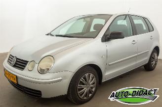 uszkodzony samochody osobowe Volkswagen Polo 1.4-16V Athene Airco 2005/3
