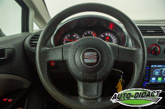 Seat Leon 1.6 Reference Airco picture 5