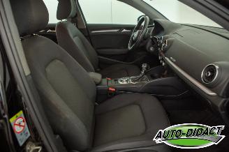 Audi A3 1.6 TDI Automaat Clima Berline picture 20