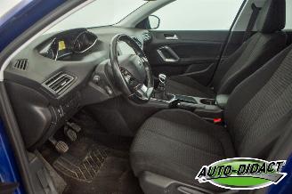 Peugeot 308 1.2 Style Clima Navi picture 25