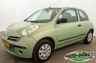 Damaged car Nissan Micra 1.2 Airco Visia 2005/9