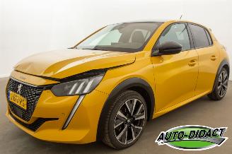 Coche accidentado Peugeot 208 1.2 Automaat 48.805 km NAP GT-Line Navi Camera PureTech 2020/9