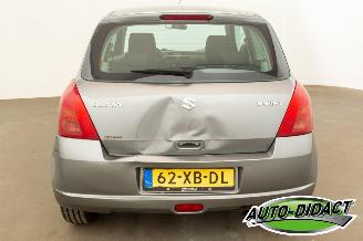 Suzuki Swift 1.3 179.058 KM picture 24