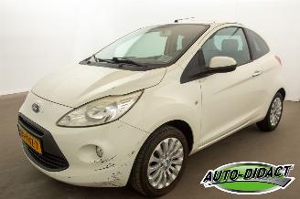 Schadeauto Ford Ka 1.2 Pano Airco Titanium X 2011/2