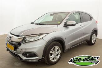 Damaged car Honda Hr-v 1.5 i-VTEC Elegance Automaat 2020/8
