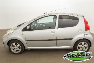 Peugeot 107 1.0-12V Black & Silver picture 29