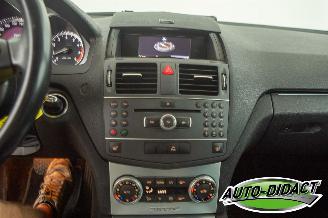 Mercedes C-klasse 180 CGI - Automaat - Navi picture 16