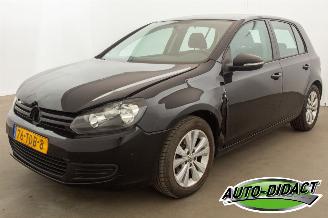 uszkodzony samochody osobowe Volkswagen Golf 1.2 TSI 77kW Airco Trendline BlueMotion 2012/1
