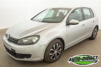 Unfallwagen Volkswagen Golf 1.2 TSI Automaat Clima Trendline 2011/12