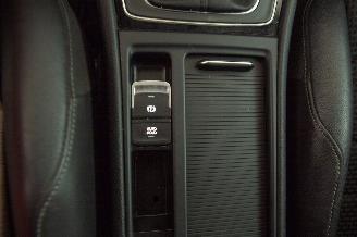 Volkswagen Golf 1.6 TDI Clima Navi Highline picture 12