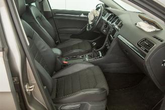 Volkswagen Golf 1.6 TDI Clima Navi Highline picture 21