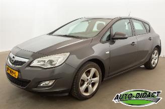 skadebil auto Opel Astra 1.4 74kW Clima 2010/10