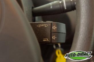 Renault Twingo 1.2-16V Airco 72.428 km NAP 1e eigenaar Authentique picture 16