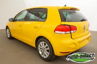 Volkswagen Golf 1.6 TDI Automaat Navi Clima picture 3