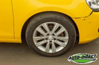 Volkswagen Golf 1.6 TDI Automaat Navi Clima picture 31