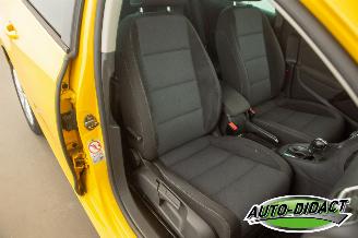 Volkswagen Golf 1.6 TDI Automaat Navi Clima picture 20