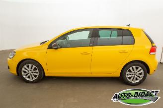 Volkswagen Golf 1.6 TDI Automaat Navi Clima picture 36