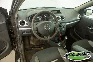 Renault Clio 1.5 Airco picture 20