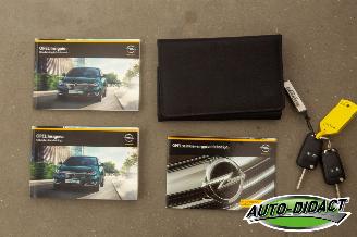 Opel Insignia 1.6T Automaat Navi Clima Business+ picture 27