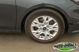 Kia Ceed 1.0 88kW MHEV Automaat Navi Camera Clima picture 33