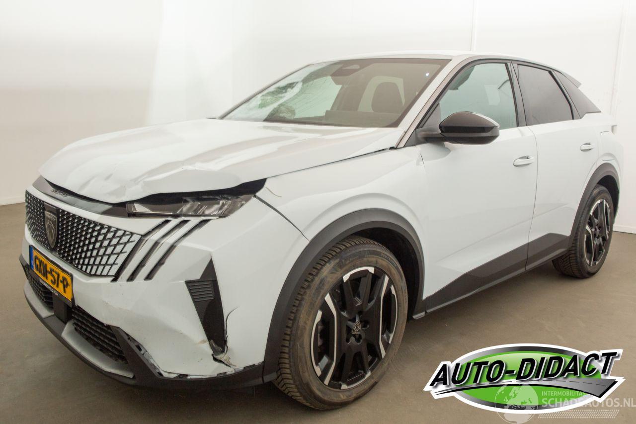 Peugeot e-3008 73 kWh 48.790 km NAP Allure Avantage 210