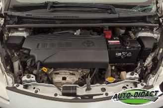 Toyota Verso S 1.3 VVT-i  Automaat Camera Clima Aspiration picture 36