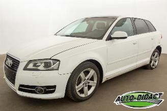 Voiture accidenté Audi A3 1.6 TDI 77kW Clima Leder 2010/8