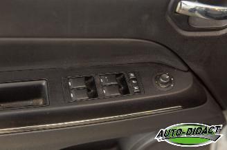 Jeep Compass 2.4 4WD 125kW Automaat Navi Limited picture 13