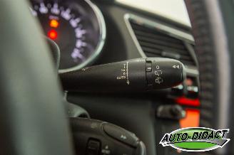 Peugeot 3008 1.6 VTi Clima Pano Première picture 16