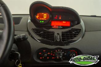 Renault Twingo 1.2-16V Airco Night & Day picture 8