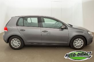 Volkswagen Golf 1.6 TDI 77kW Clima BlueMotion picture 35