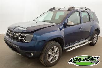 krockskadad bil auto Dacia Duster 1.2 Airco Anniversary 2 2016/4