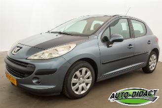 krockskadad bil auto Peugeot 207 1.4-16V Airco Color-line 2007/10