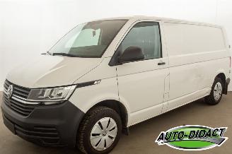 damaged commercial vehicles Volkswagen Transporter 2.0 TDI 110kW L2H1 Airco 2024/2