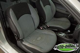 Peugeot 206 1.4 Automaat Pop Art picture 11