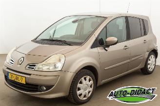 Voiture accidenté Renault Grand-modus 1.2 TCE Clima Dynamique 2009/4
