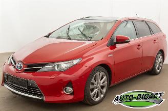 skadebil auto Toyota Auris Touring Sports 1.8 Hybrid Automaat Pano Camera Navi 2015/8