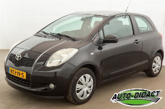 krockskadad bil auto Toyota Yaris 1.0 VVT-i Airco Spirit 2007/12