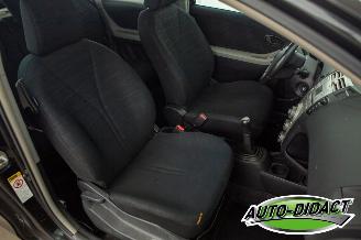 Toyota Yaris 1.0 VVT-i Airco Spirit picture 12