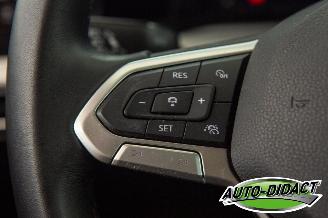 Volkswagen Golf 2.0 TDI 85kW Digi Dash Navi Life Business picture 12