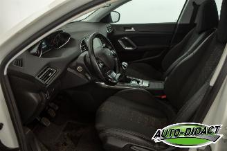 Peugeot 308 1.5 BlueHDi Navi Clima Blue Lease Executive picture 27