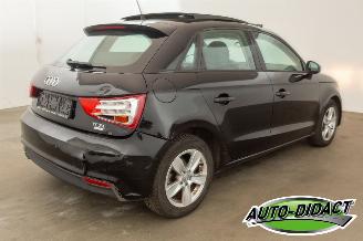 Audi A1 1.0 TFSI Pano Navi Airco picture 4