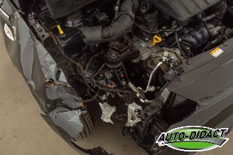 Hyundai I-10 1.0i i-Motion Clima Comfort picture 30