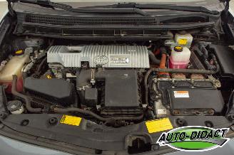 Toyota Prius 1.8 Plug-in Dynamic Business picture 26