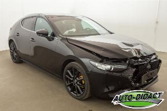 Mazda 3 Automaat 64.913 KM Skyactiv picture 2