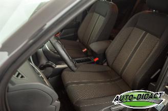 Volkswagen T-Roc 1.0 TSI Digi Dash Navi Camera Clima Style Business picture 27