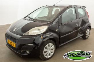skadebil auto Peugeot 107 1.0 Airco Active 2013/9